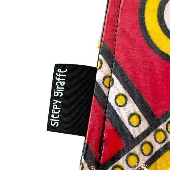 🍀 Sleepy Giraffe Multicolor Geometric Print Bifold Wallet Clutch Purse - Picture 5 of 8